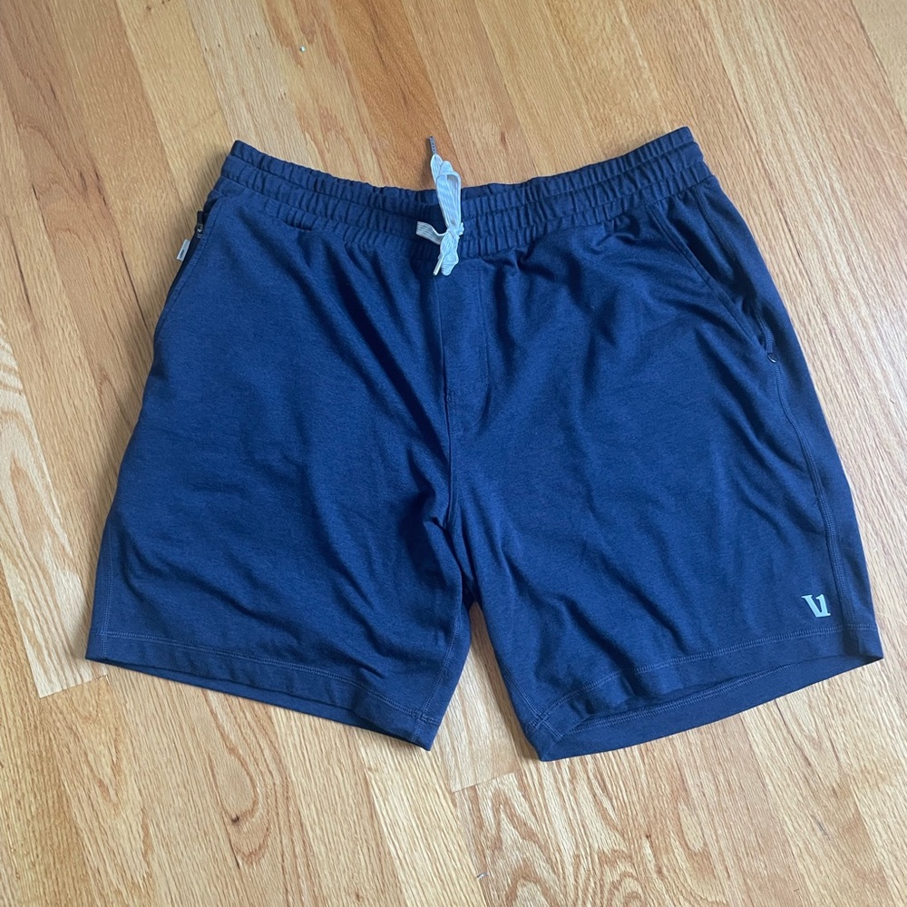 Vuori Men's 7” inseam performance shorts